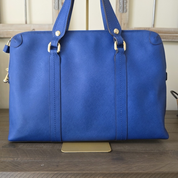 Henri Bendel West 57th Blue Leather Laptop Bag With Crossbody Strap & Lock - Picture 9 of 15